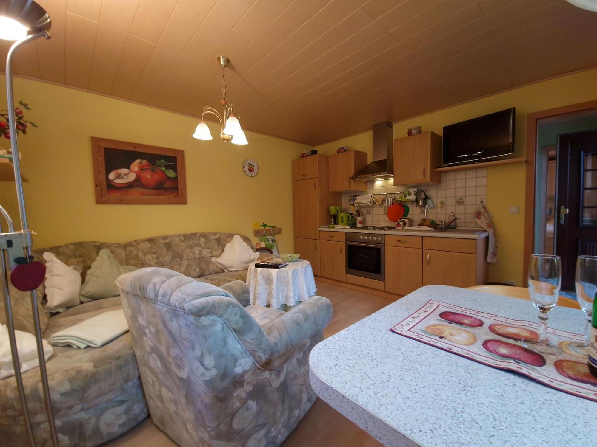 Ahlbeck, Ferienobjekt Apfel-Blume-Veilchen Apartment Heringsdorf  Room photo